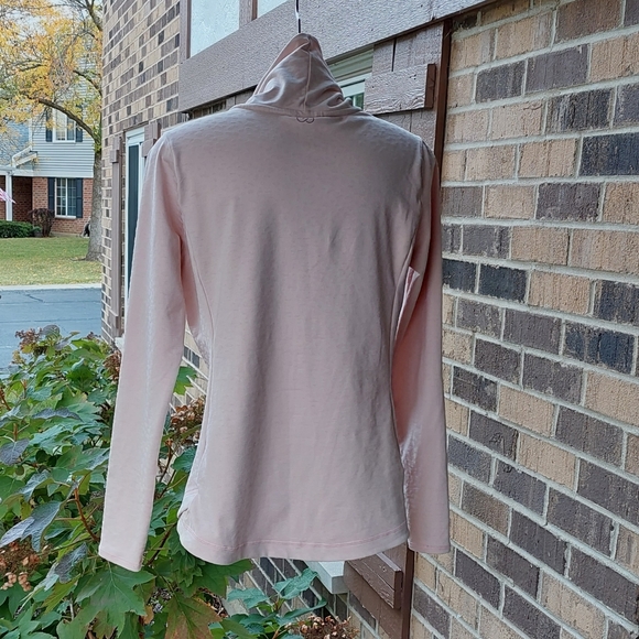 Like New CALIA by Carrie Underwood Long Sleeve Top Criss Cross Mock Neck - Picture 5 of 10